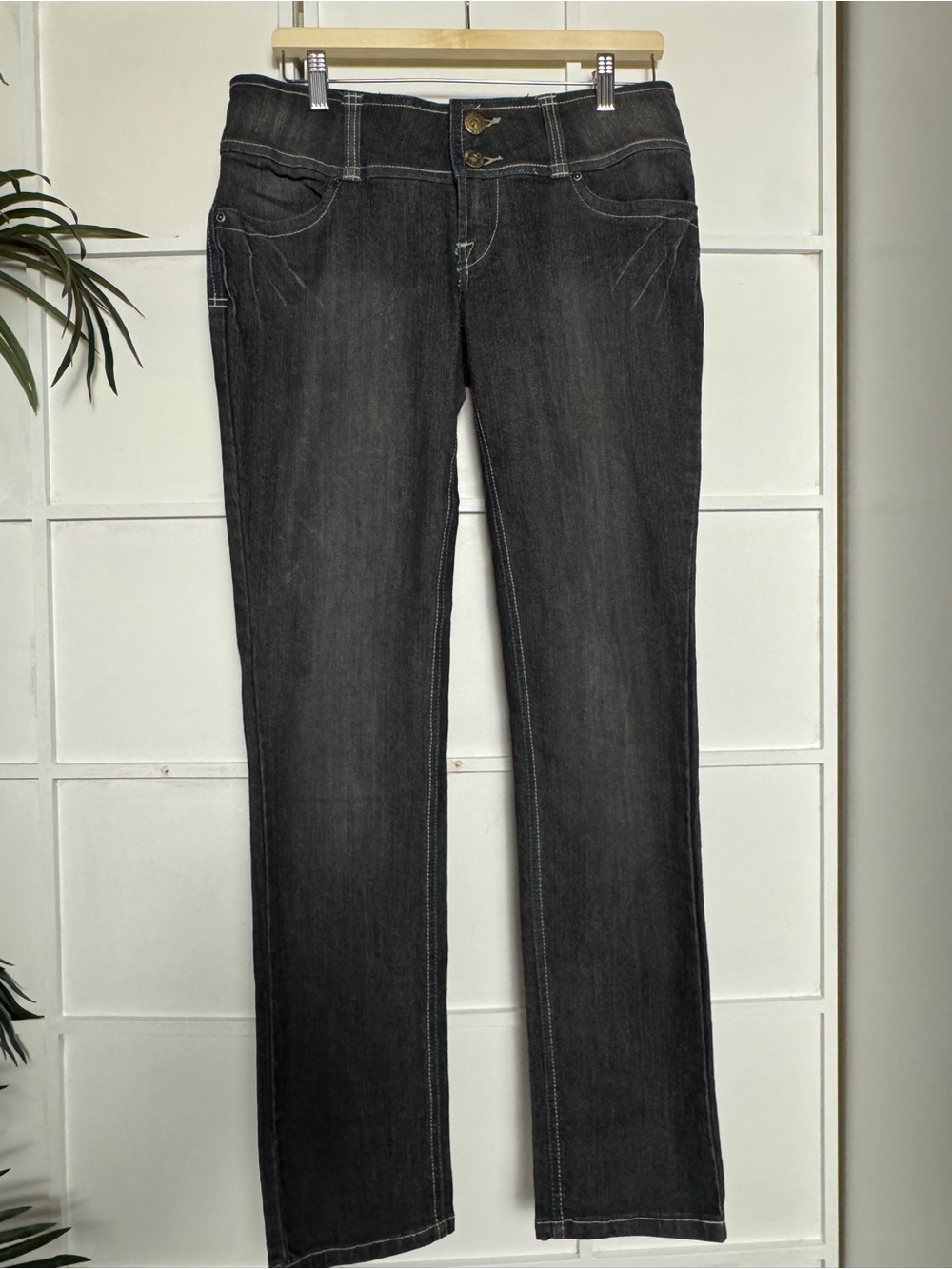 Streetwear Society Straight dark wash  Jeans